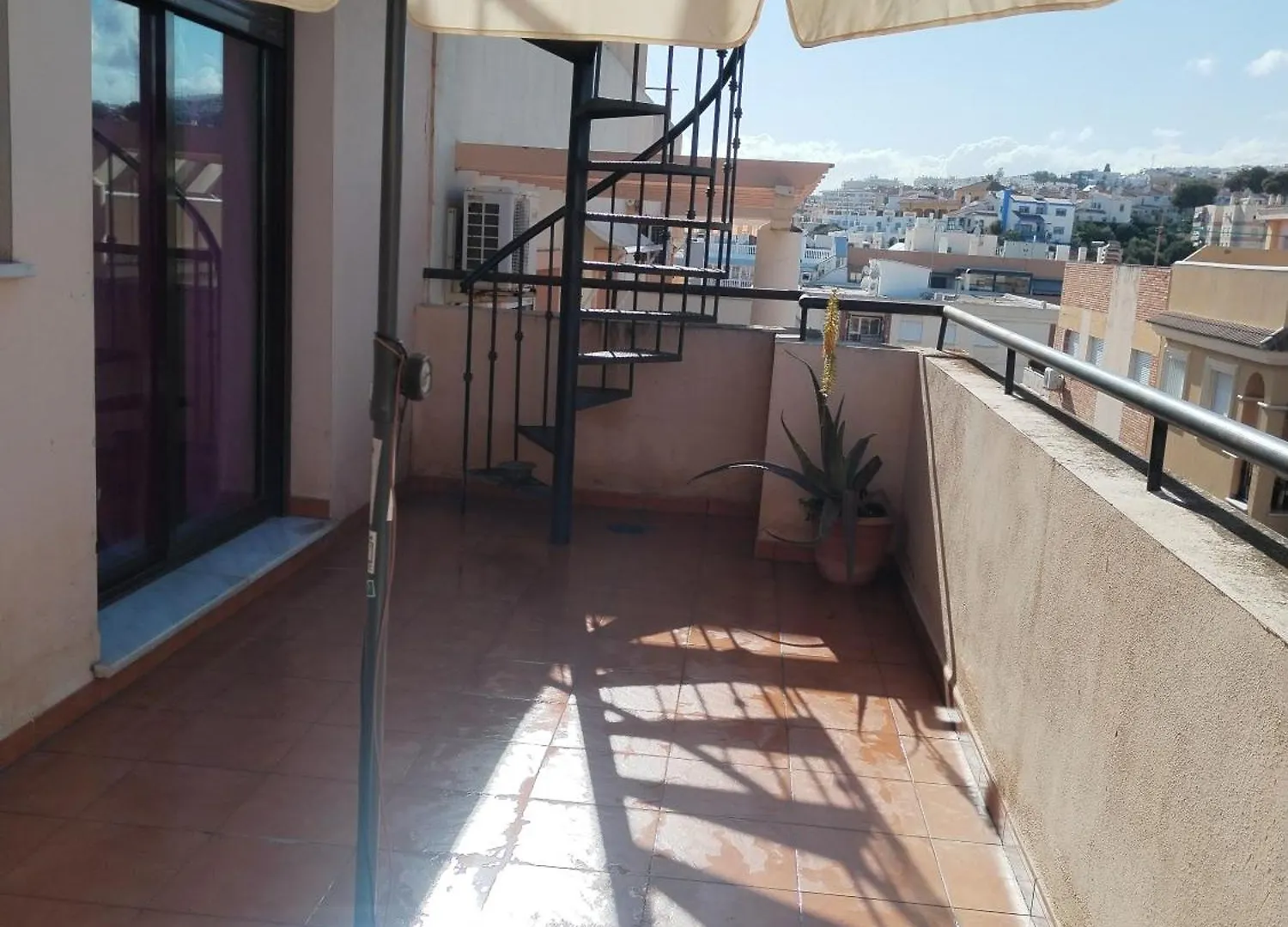 Habitacion Atico Sol Y Mar Rincón de la Victoria Accommodatie bij particulieren